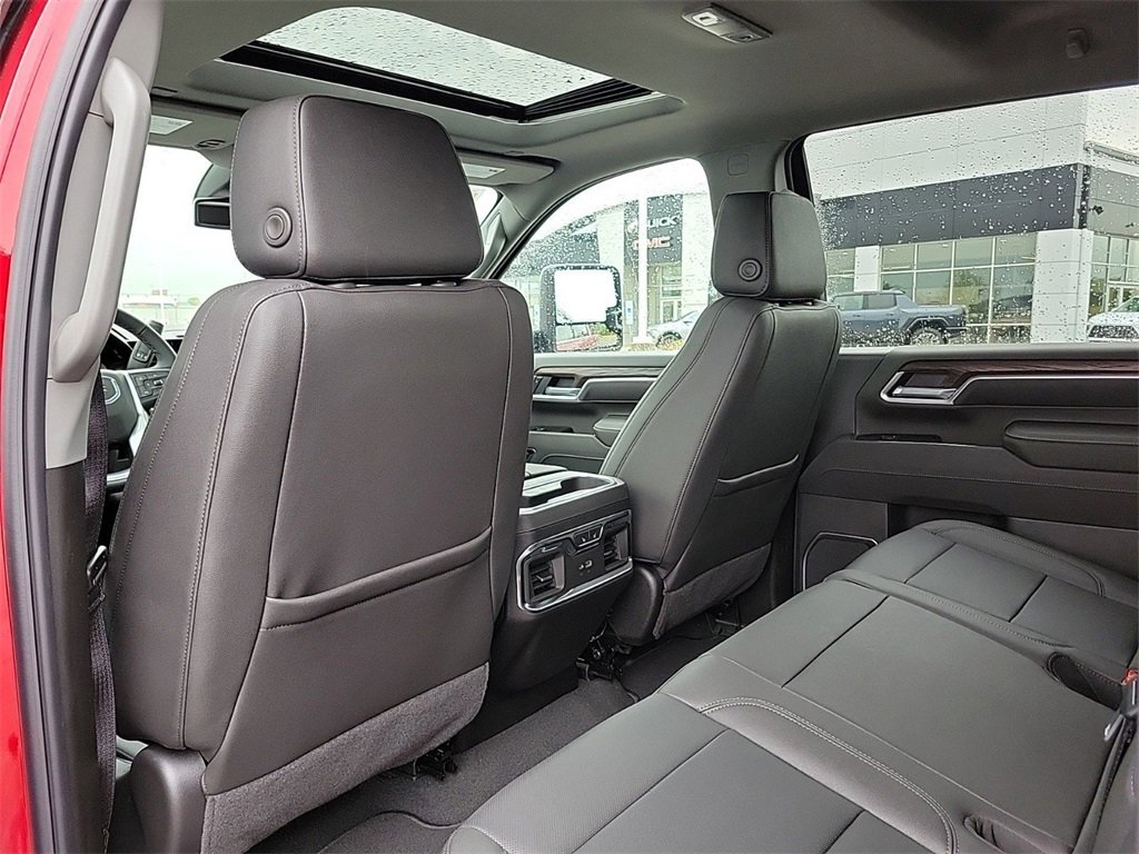 New 2026 GMC Sierra 2500 SLT w/ SLT Premium Package image 12