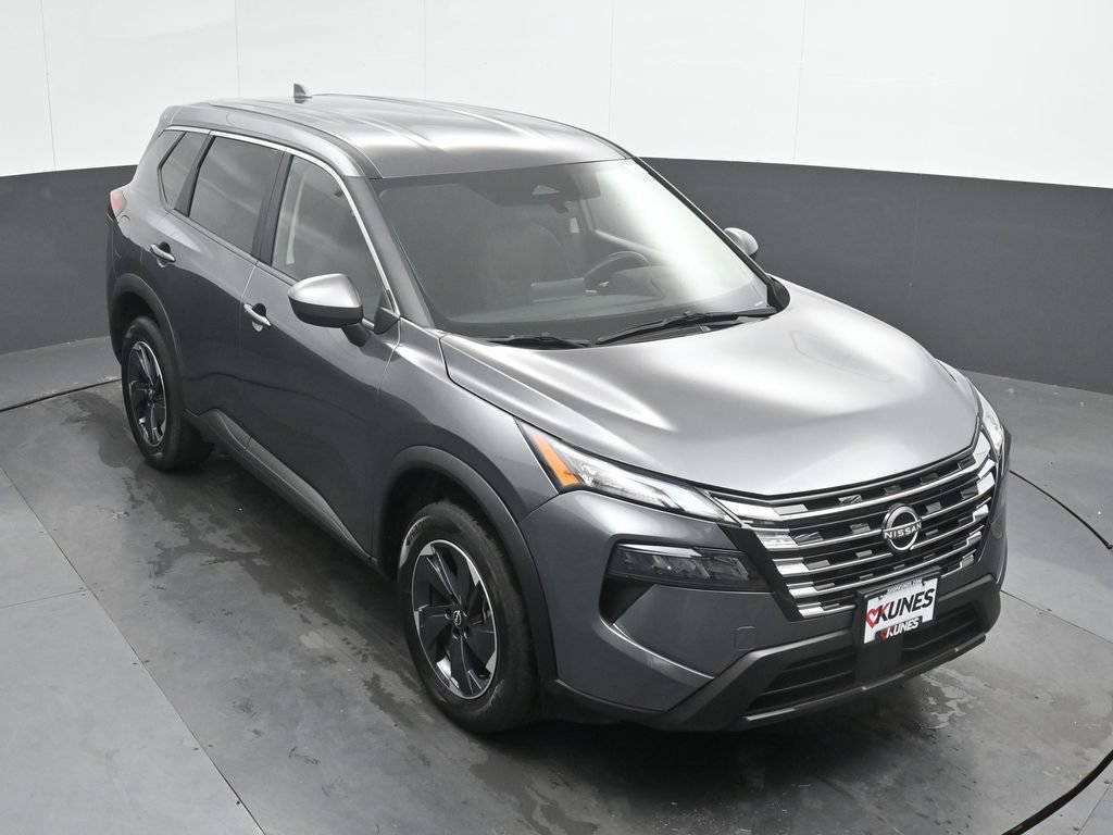 Used 2025 Nissan Rogue SV AWD/4WD image 33