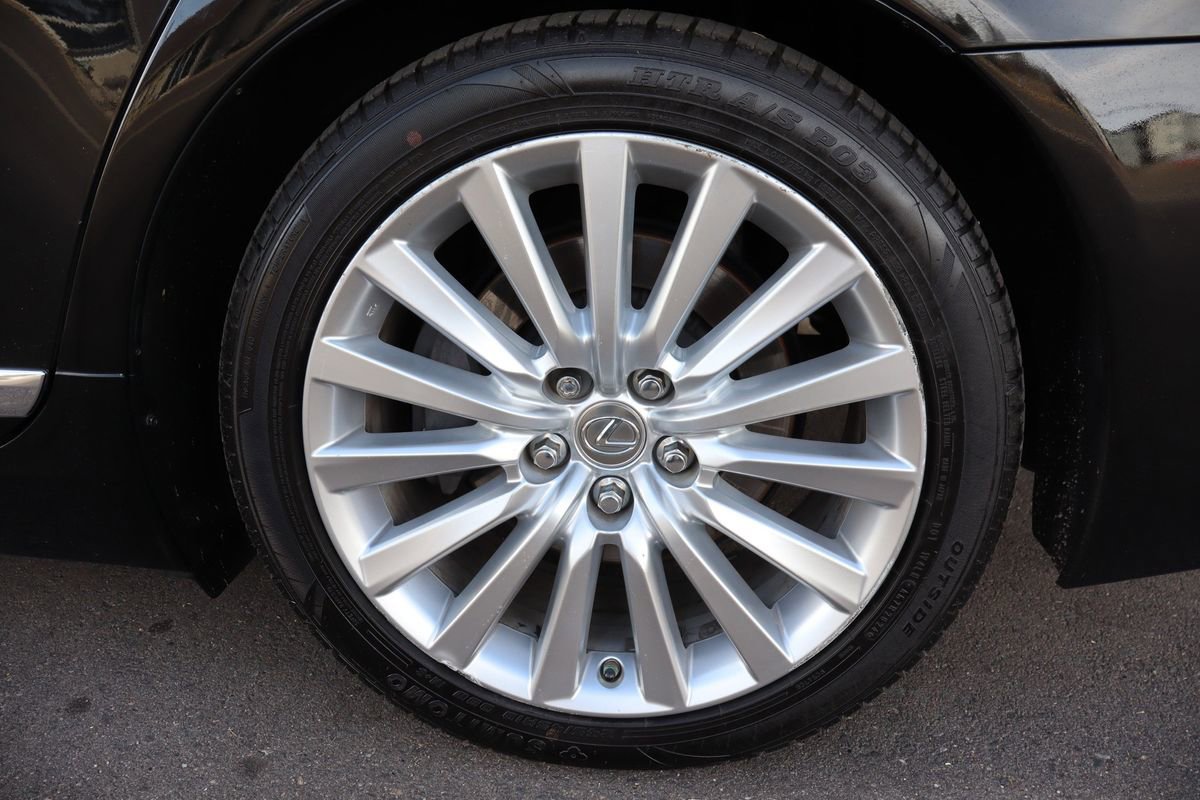 Used 2013 Lexus LS 460 L w/ Preferred Accessory Package image 42