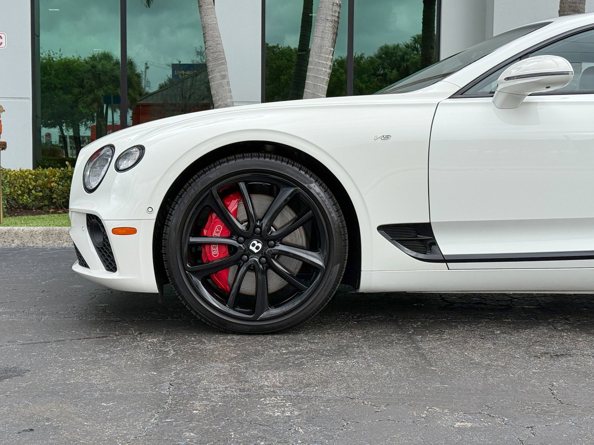 Used 2021 Bentley Continental GT AWD/4WD image 13