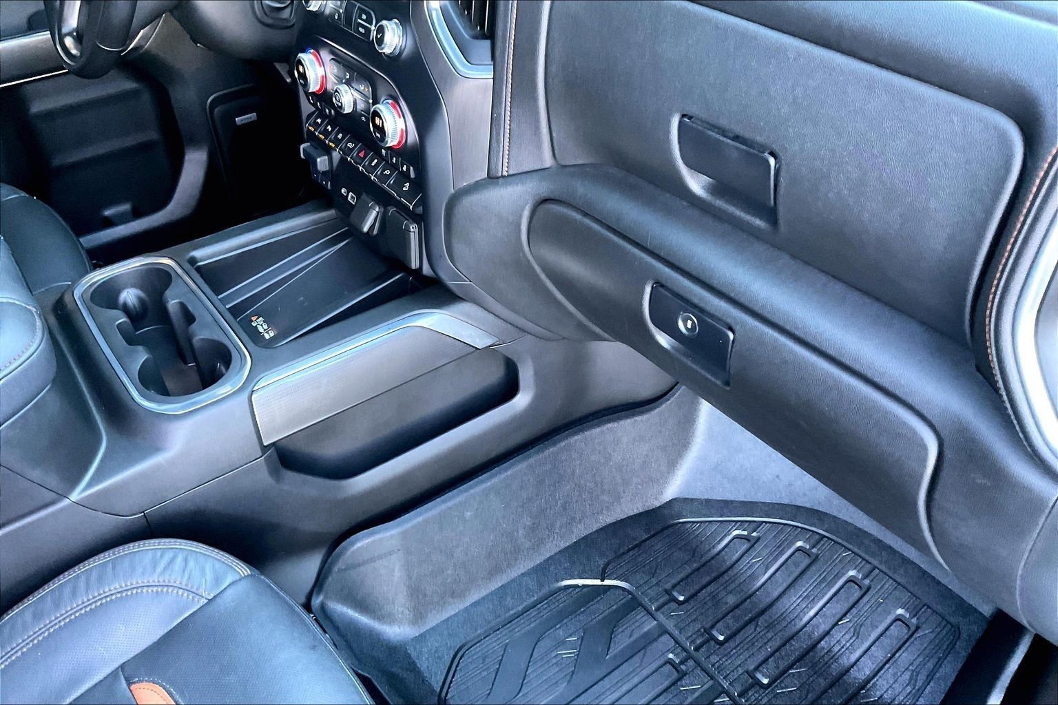 Used 2021 GMC Sierra 1500 AT4 w/ AT4 Value Package image 19