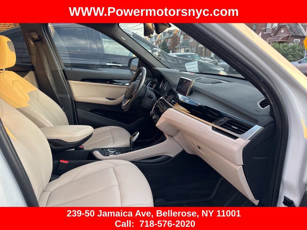 Used 2022 BMW X1 xDrive28i w/ Convenience Package AWD/4WD image 11