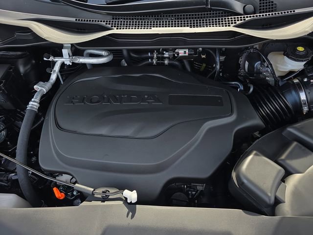New 2026 Honda Odyssey Touring image 32