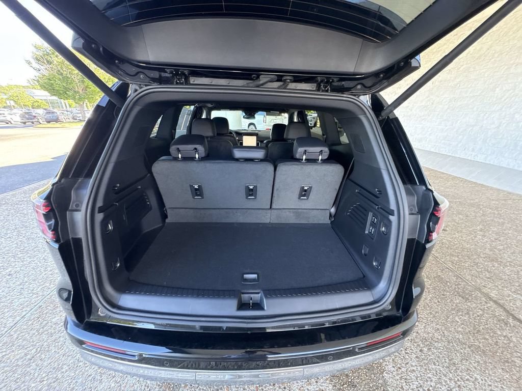 Certified 2024 GMC Acadia Denali w/ LPO, Floor Liner Package AWD/4WD image 26