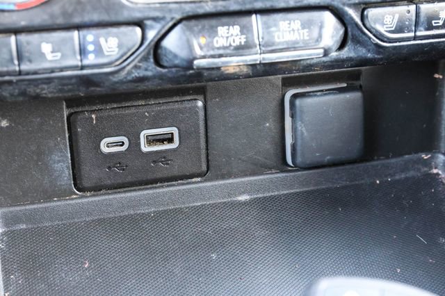 Used 2024 GMC Yukon AT4 w/ LPO, Floor Liner Package AWD/4WD image 25