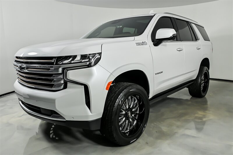 Used 2023 Chevrolet Tahoe High Country AWD/4WD image 5
