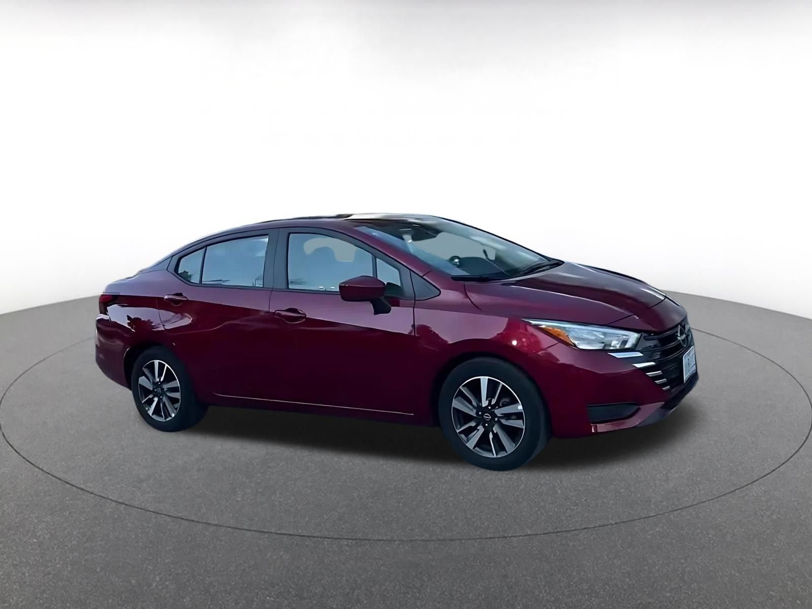 Used 2025 Nissan Versa SV FWD video 2