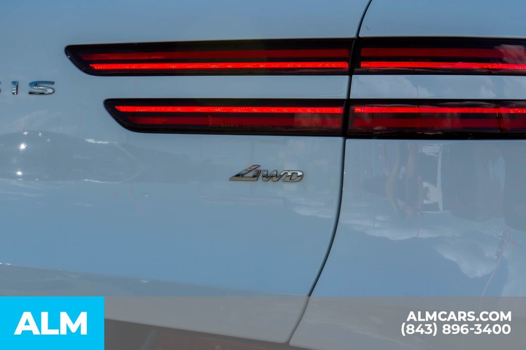 Used 2025 Genesis GV70 2.5T image 8