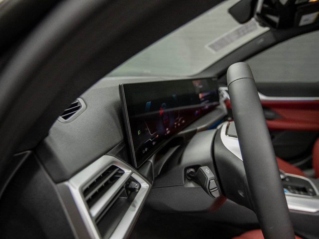 Used 2025 BMW i4 eDrive40 w/ Driving Assistance Package image 18