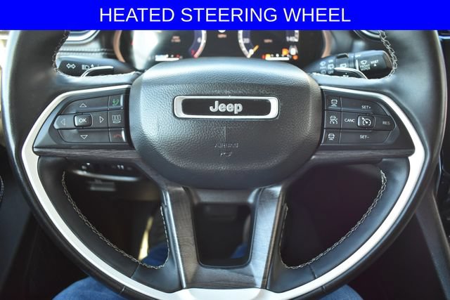 Used 2023 Jeep Grand Cherokee L Limited AWD/4WD image 9