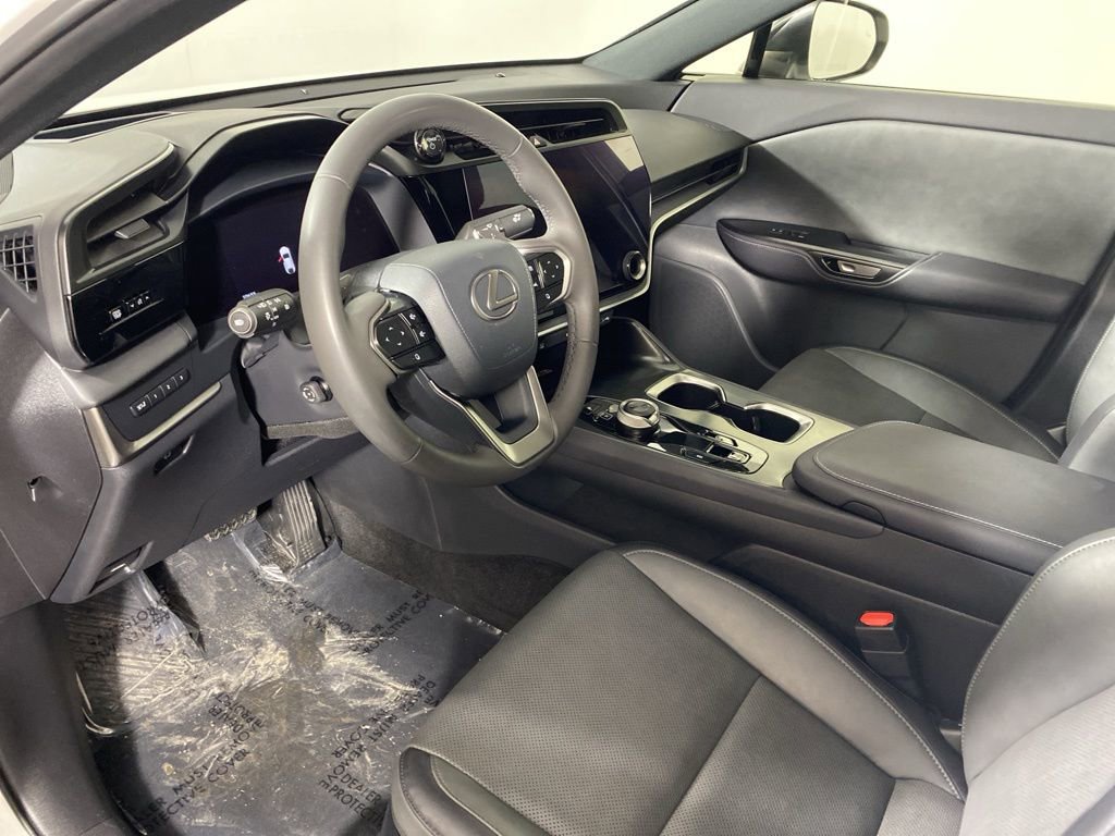 Certified 2023 Lexus RZ 450e Premium w/ Technology Package image 11
