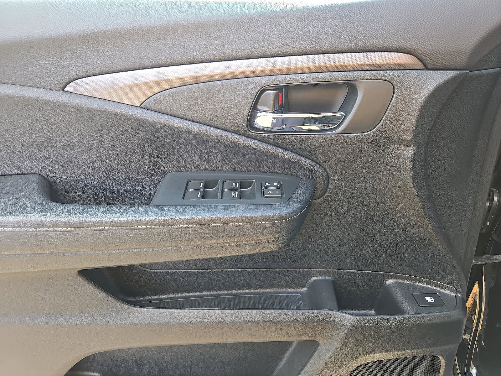 Certified 2023 Honda Ridgeline Sport image 14