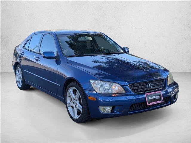 Used 2002 Lexus IS 300 video 3