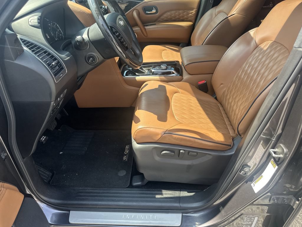 Used 2023 INFINITI QX80 Sensory w/ Cargo Package AWD/4WD image 7