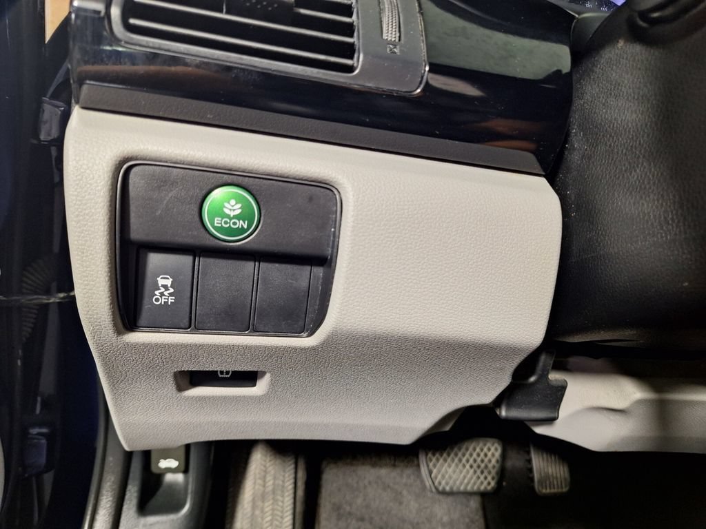 Used 2017 Honda Accord LX image 20