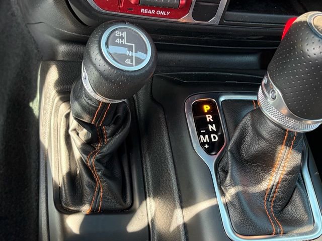 Used 2023 Jeep Gladiator Mojave w/ Cold Weather Group image 24