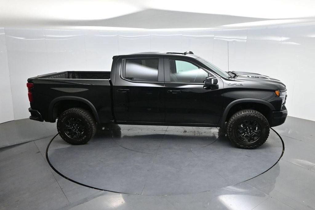 New 2026 Chevrolet Silverado 1500 ZR2 w/ LPO, Dark Essentials Package AWD/4WD image 49