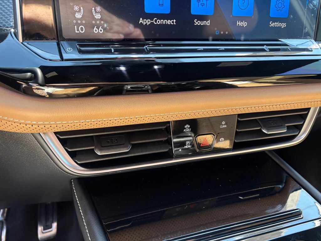 Used 2024 Volkswagen Atlas Cross Sport SEL R-Line image 20