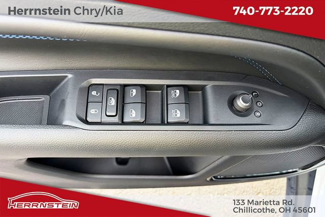 New 2026 Jeep Compass Latitude AWD/4WD image 14