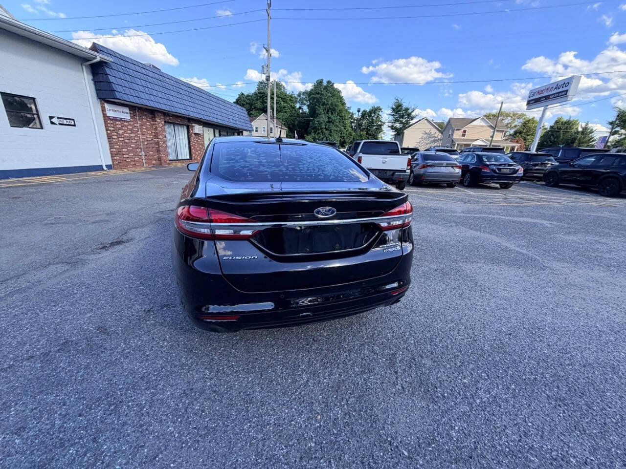 Used 2018 Ford Fusion Titanium FWD image 29