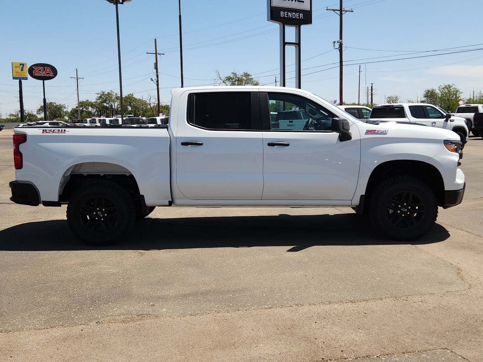 New 2026 Chevrolet Silverado 1500 Custom Trail Boss AWD/4WD image 5