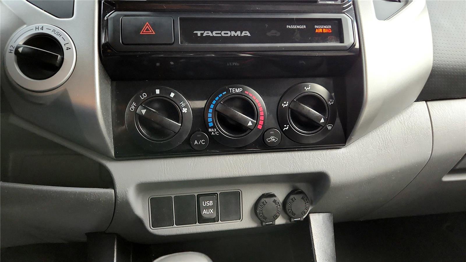 Used 2015 Toyota Tacoma 4x4 Double Cab image 42