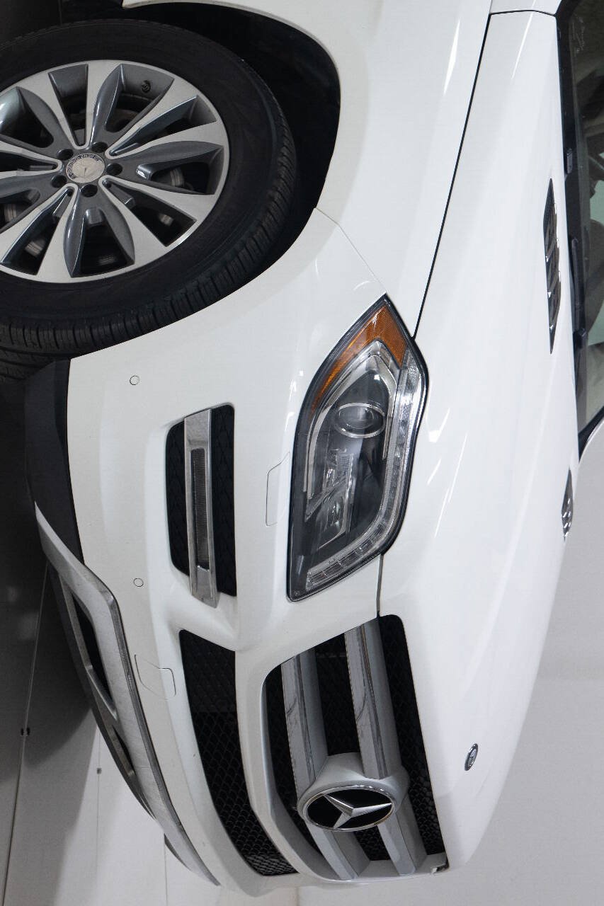 Used 2015 Mercedes-Benz GL 320 BlueTEC 4MATIC image 9
