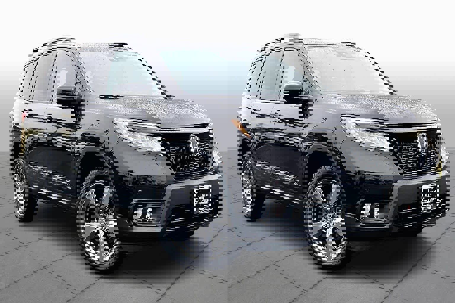 Used 2020 Honda Passport Touring image 2