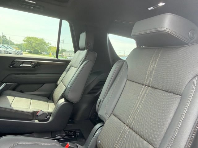New 2026 Chevrolet Tahoe High Country AWD/4WD image 18