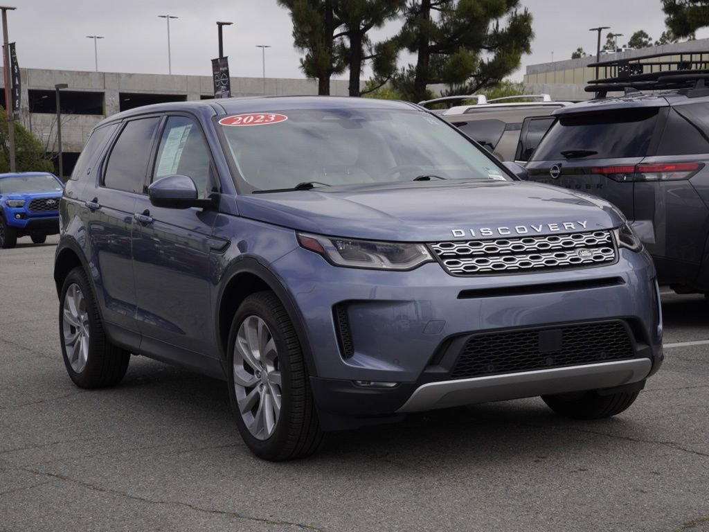 Used 2023 Land Rover Discovery Sport SE AWD/4WD image 2