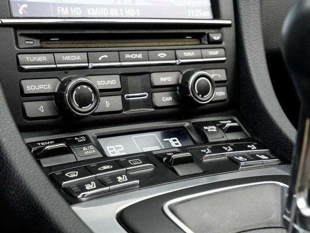 Used 2014 Porsche 911 Carrera image 16