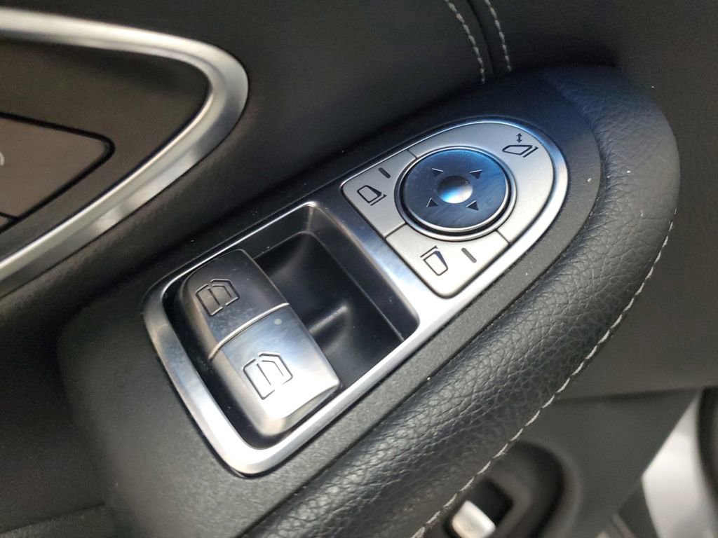 Used 2017 Mercedes-Benz C 300 Coupe image 15