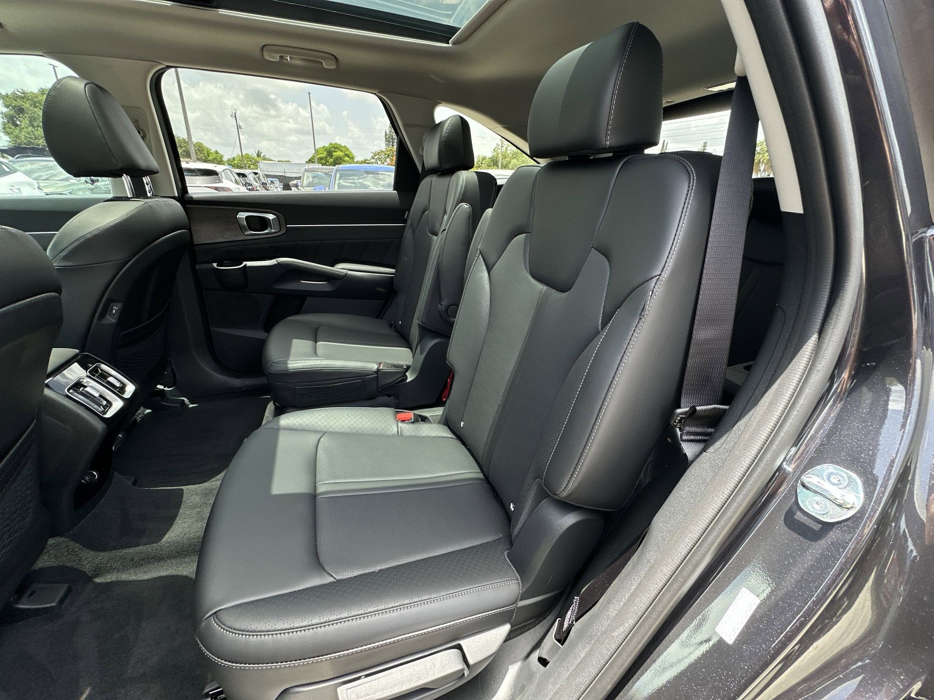 New 2025 Kia Sorento SX image 26