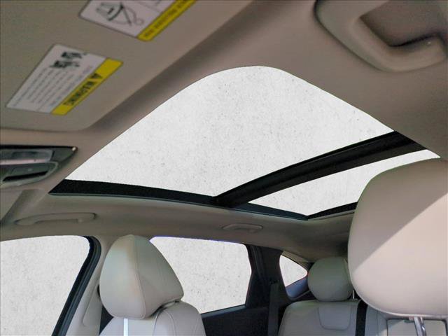 Used 2022 Hyundai Tucson Limited AWD/4WD image 16