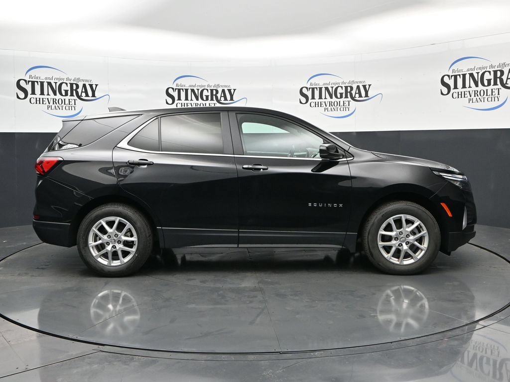 Used 2024 Chevrolet Equinox LT AWD/4WD image 8