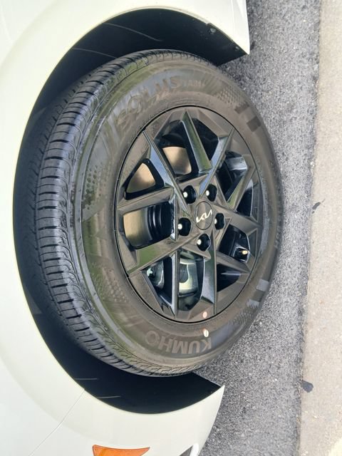 New 2026 Kia K5 LXS FWD image 4