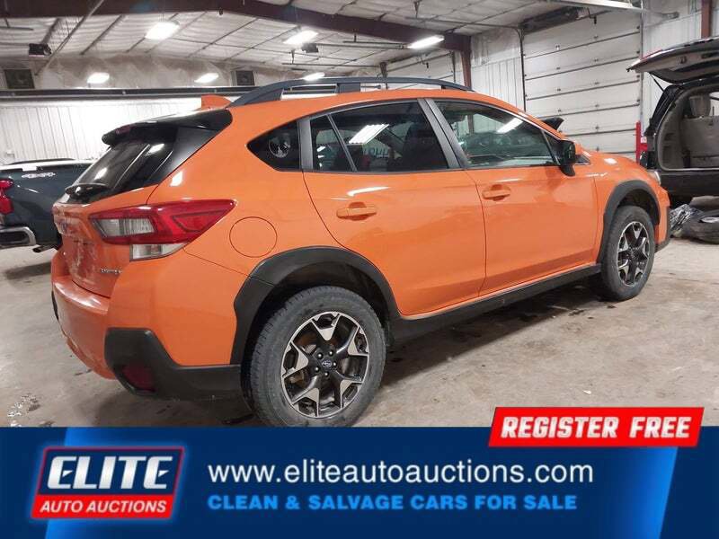 Used 2020 Subaru Crosstrek 2.0i Premium w/ Moonroof Package 1 AWD/4WD image 7
