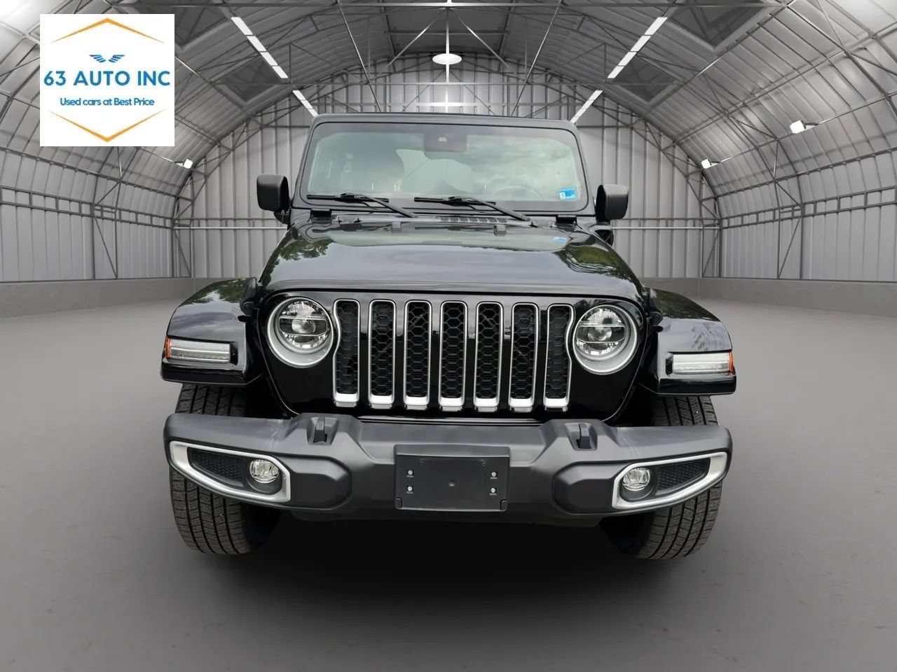 Used 2021 Jeep Wrangler Unlimited Sahara w/ Cold Weather Group AWD/4WD image 8