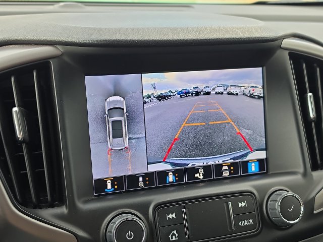 Used 2024 GMC Terrain AT4 w/ Tech Package AWD/4WD image 16