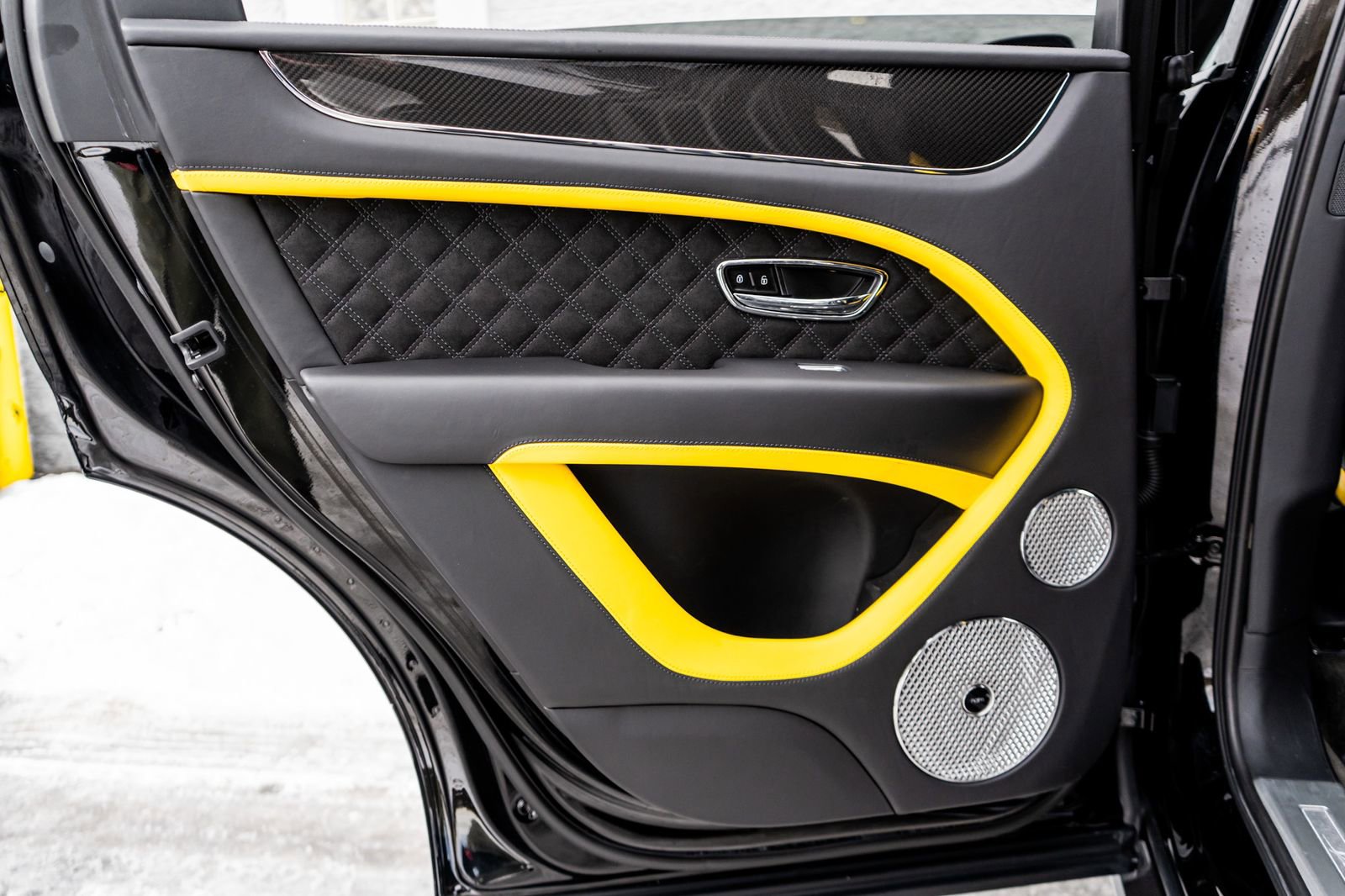 Used 2023 Bentley Bentayga Speed image 36