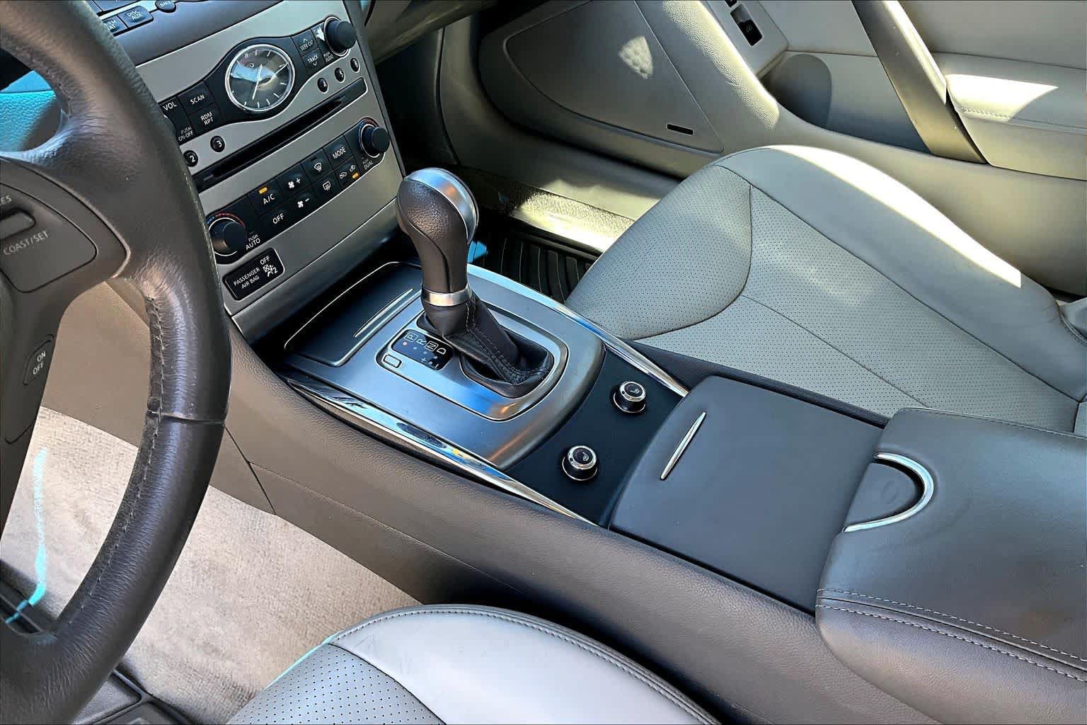 Used 2012 INFINITI G37 Journey w/ Premium Pkg RWD image 16