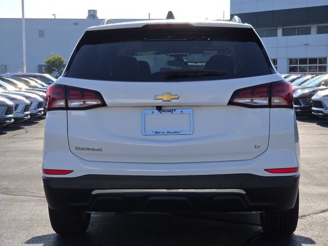 Used 2024 Chevrolet Equinox LT w/ LPO, Floor Liner Package FWD image 15