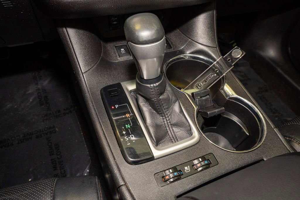 Used 2019 Toyota Highlander Limited image 19