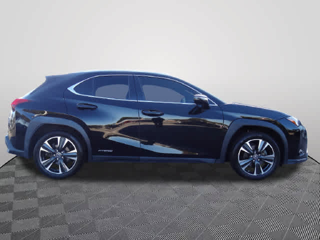 Used 2021 Lexus UX 250h w/ Premium Package AWD/4WD image 4