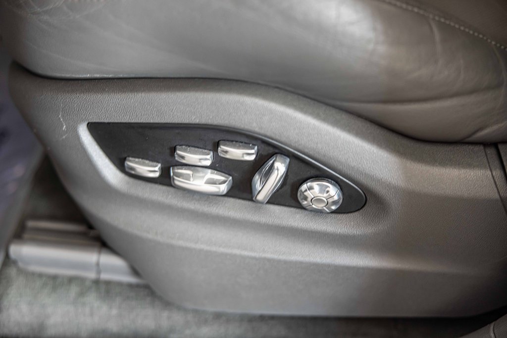 Used 2021 Porsche Cayenne GTS image 24