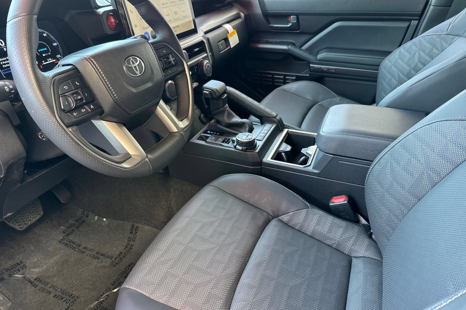 Certified 2025 Toyota 4Runner TRD Off-Road Premium AWD/4WD image 12