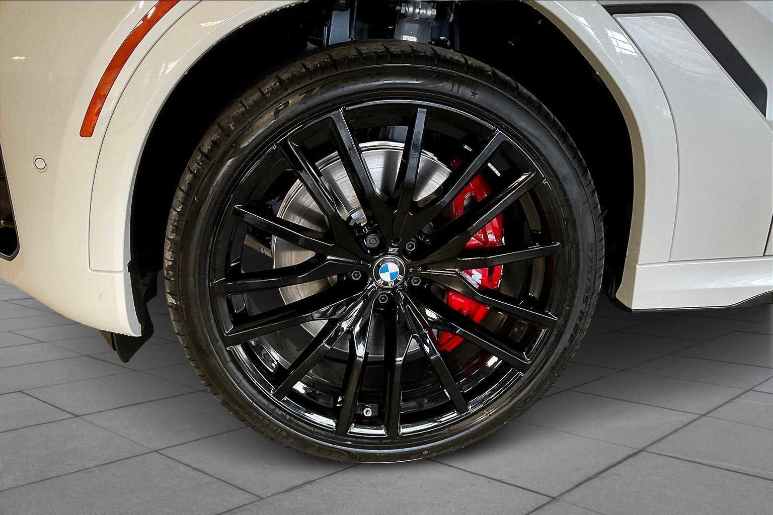 New 2026 BMW X6 M60i image 11