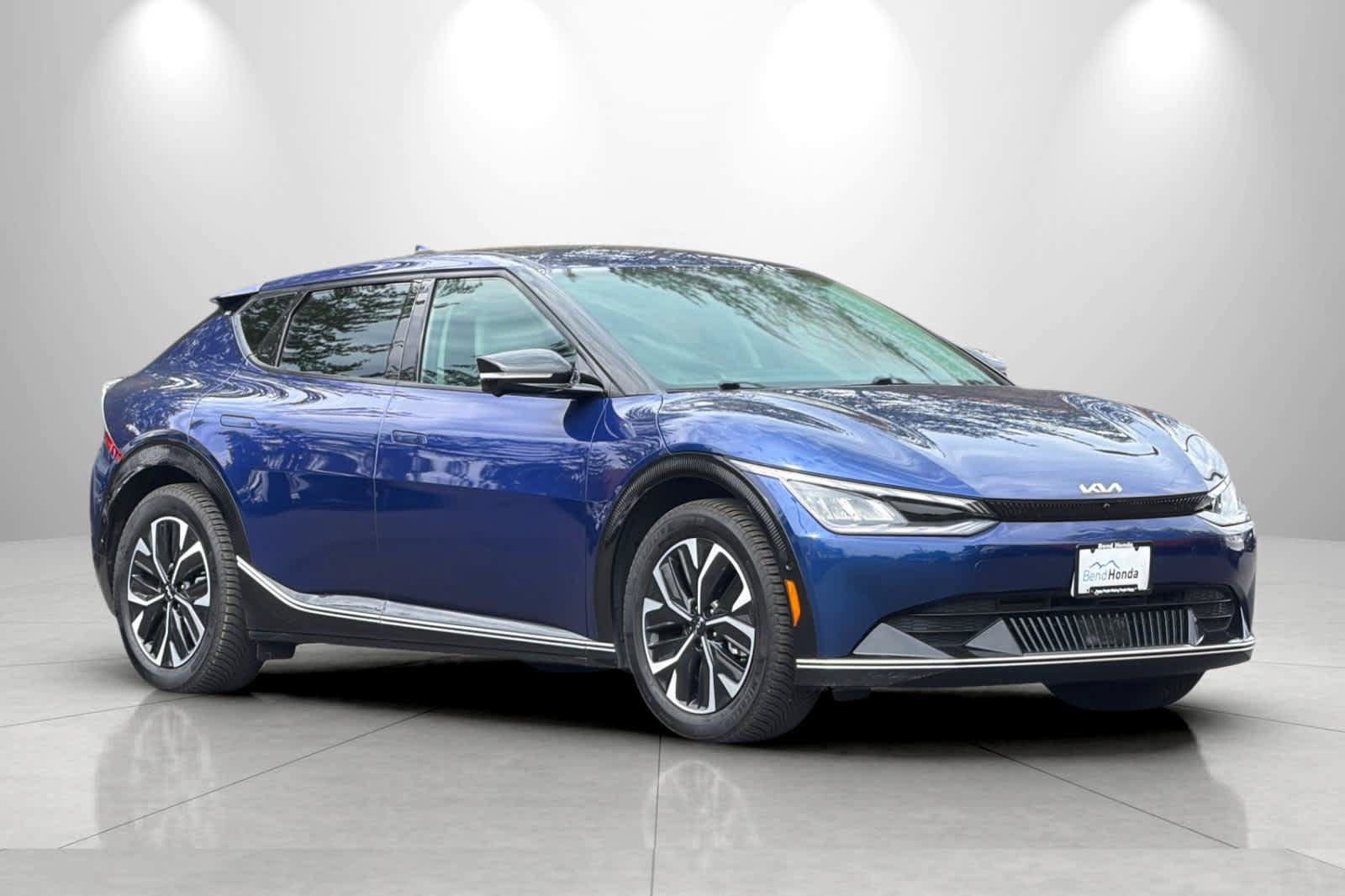 Used 2022 Kia EV6 Wind w/ Wind Technology Package AWD/4WD image 9