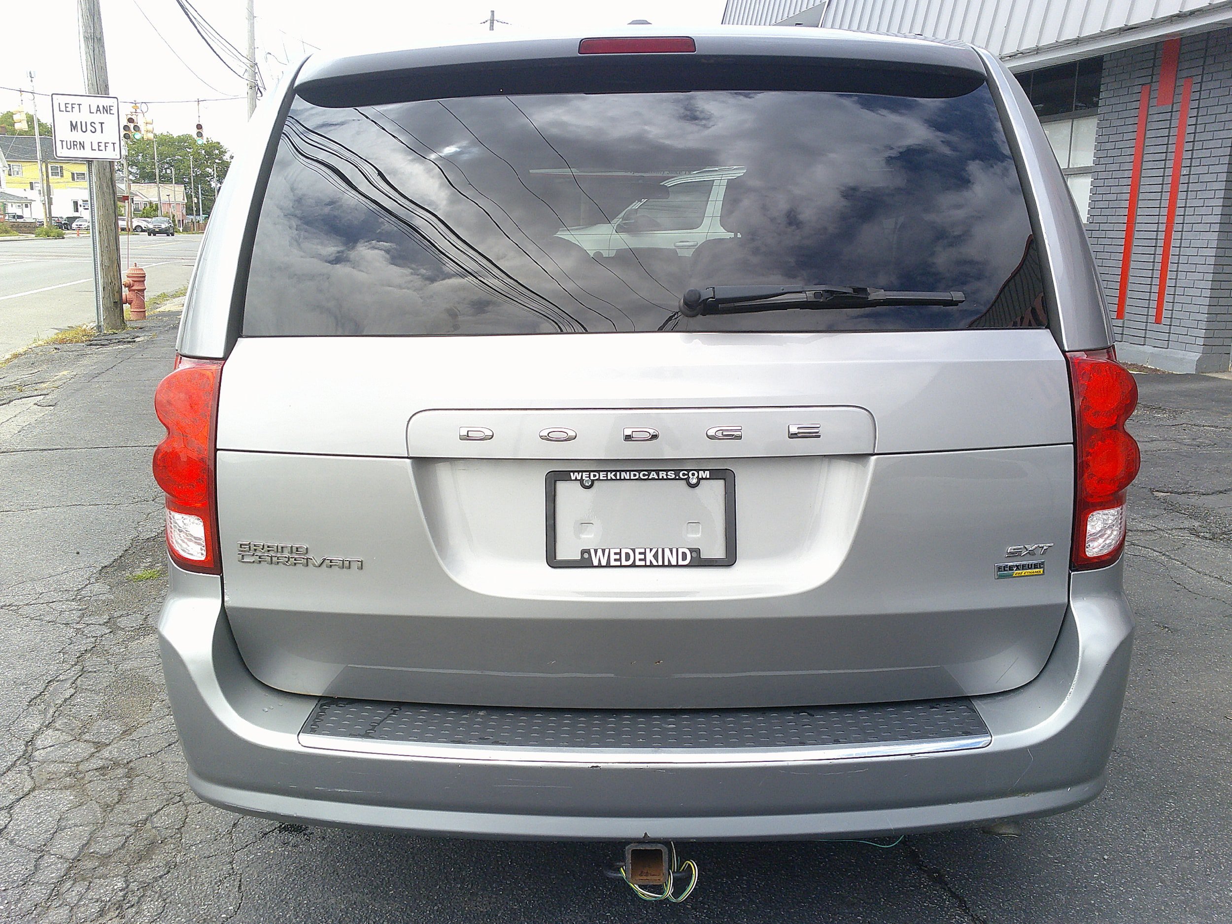 Used 2016 Dodge Grand Caravan SXT FWD image 8