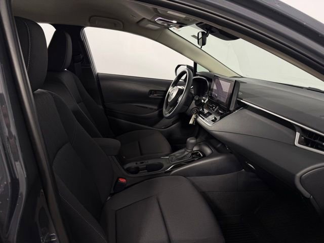 Used 2025 Toyota Corolla LE image 15